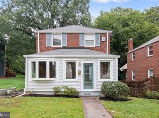 3113 Chestnut St NE, Washington, DC 20018