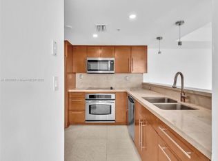 650 West Ave, Miami Beach, FL 33139