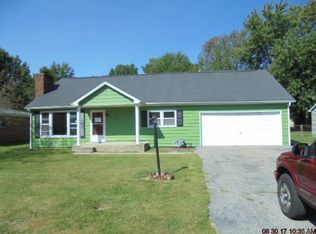 5605 East Dr, Fairview Heights, IL 62208