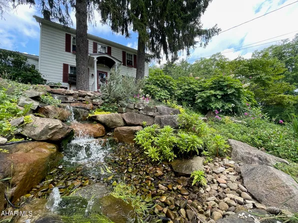 433 Avalon Rd, Altoona, PA 16601