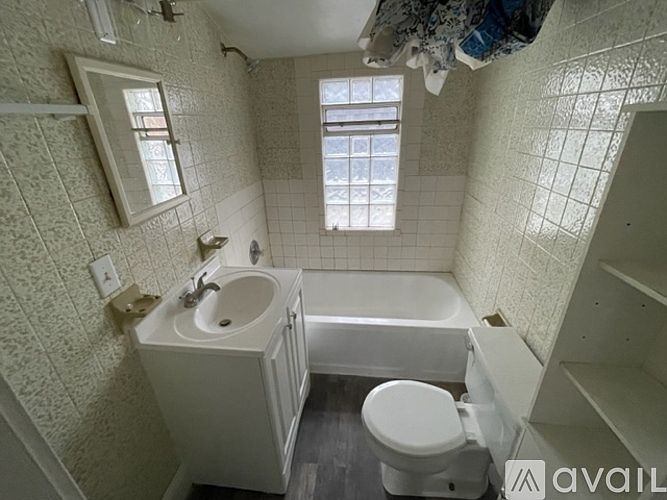 2nd image of 5564 N 40th St #5566