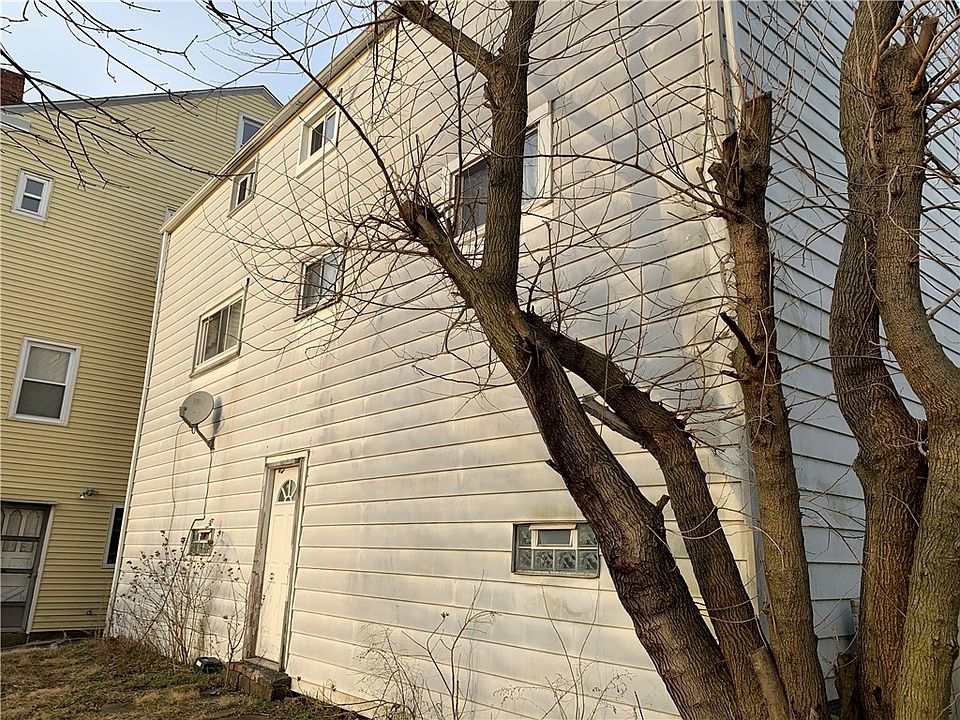 2nd image of 1650 Dellrose St