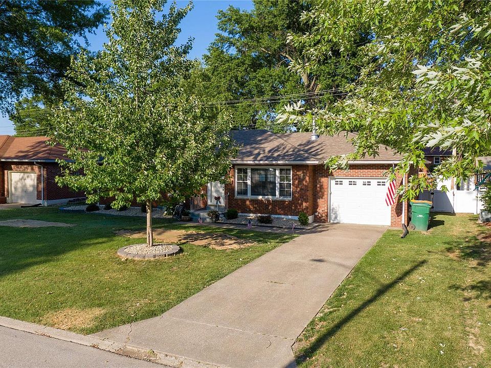 1st image of 4058 Vesci Ave
