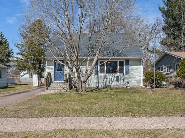 924 Cedar Street, Eau Claire, WI 54703