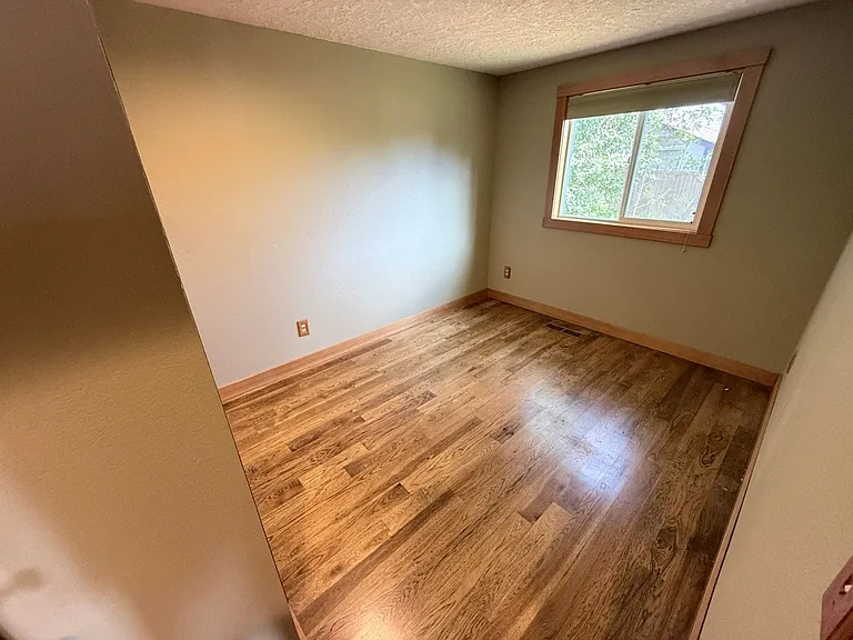 1935 Matthews Loop S — Photo 15