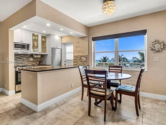 4th image of 901 S Surf Rd APT 404