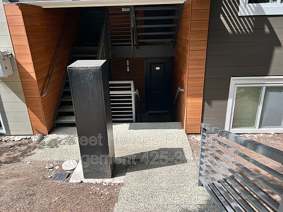 2nd image of 12219 Bel Red Rd APT D102