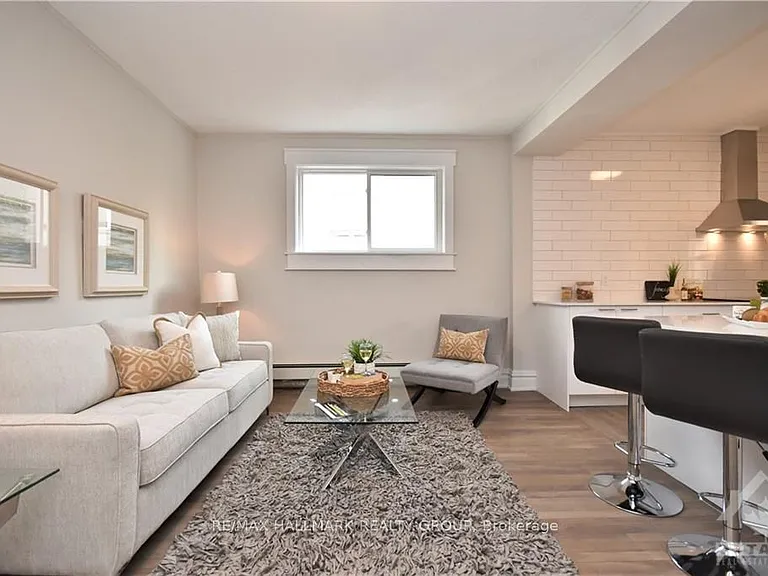 375 Mackay St #3 — Photo 4
