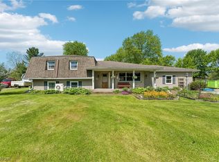 17342 Indian Hollow Rd, Grafton, OH 44044