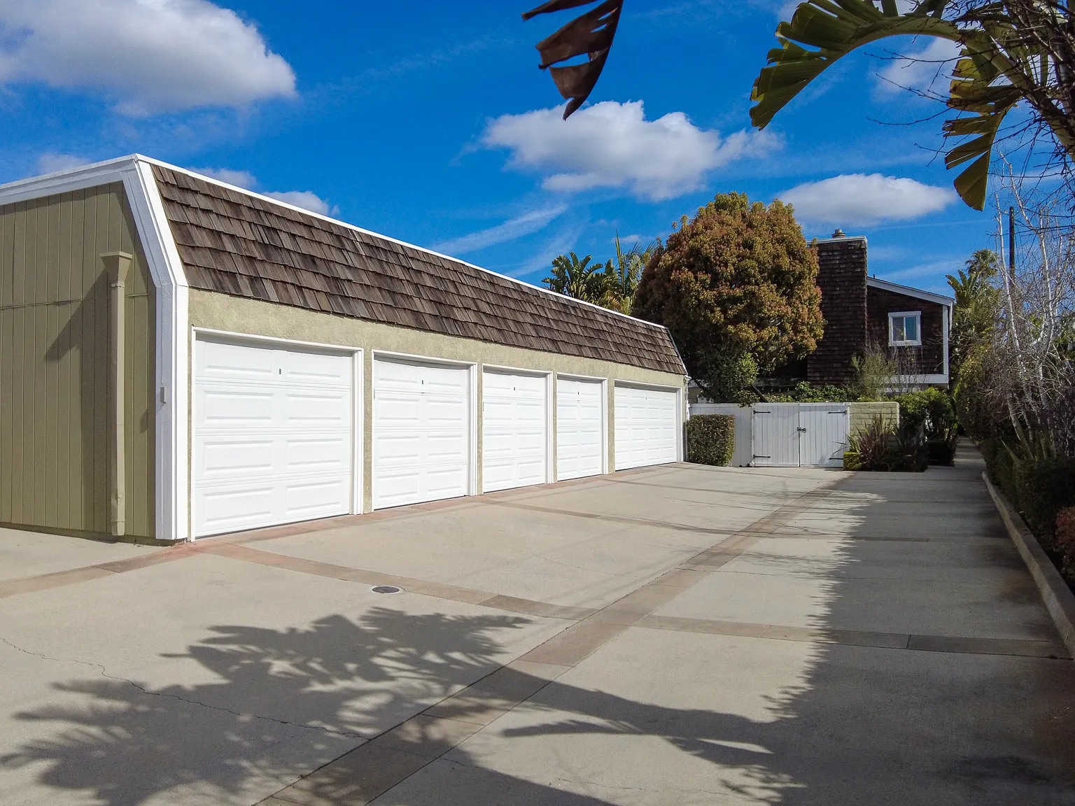 322 Ogle St — Photo 3