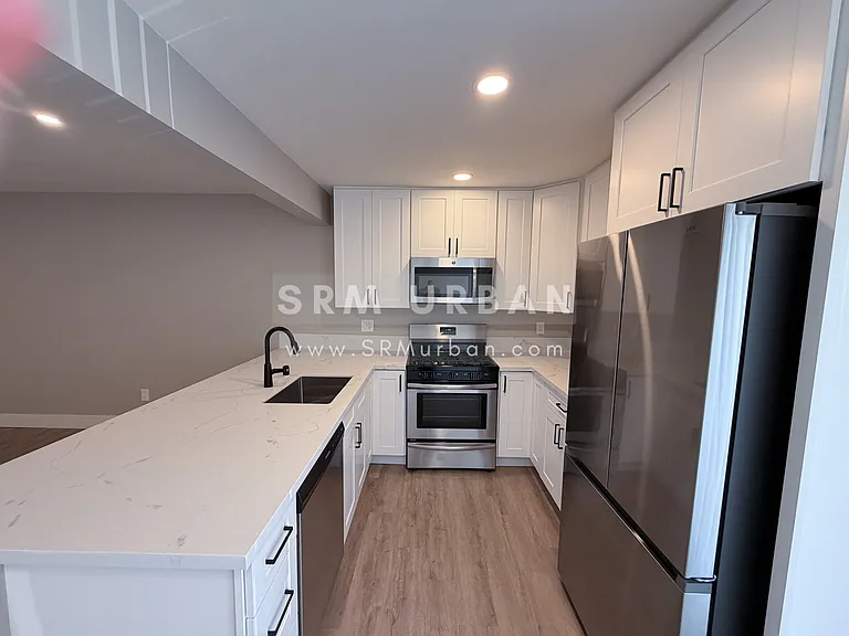 4566 36th St #8 — Photo 8