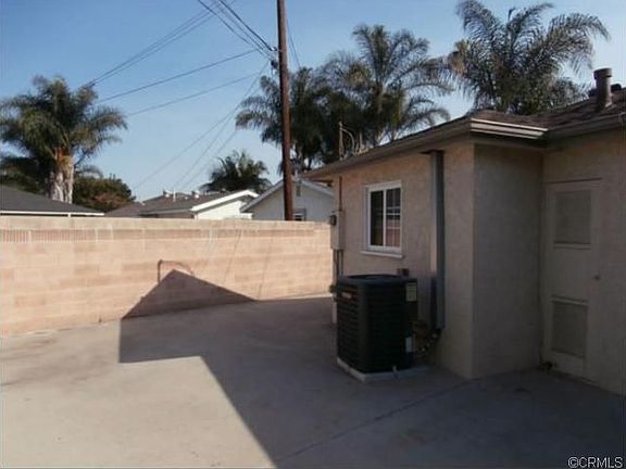 2nd image of 10838 Flallon Ave