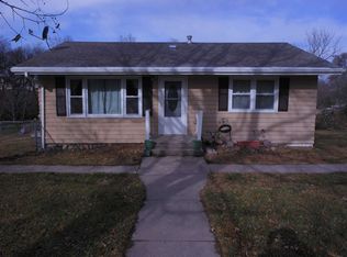 412 5th Ter, Nebraska City, NE 68410