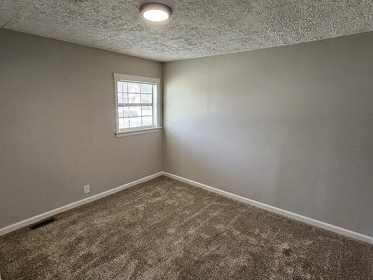 314 Marshall Dr — Photo 24