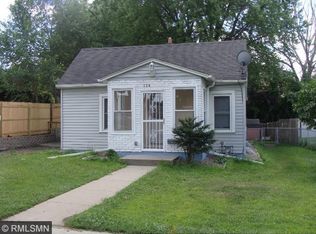 386 Rose Ave E, Saint Paul, MN 55130