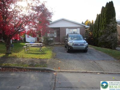 2416 S Alice St, Allentown, PA, 18103