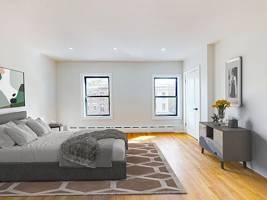 Rented by The Selita Agency | media 3