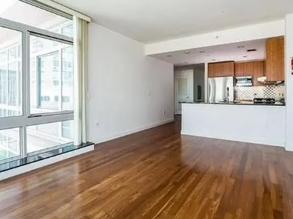 25 Hudson St APT 911, Jersey City, NJ 07302
