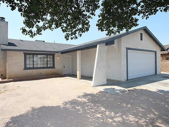 2nd image of 1122 Herzel Ave