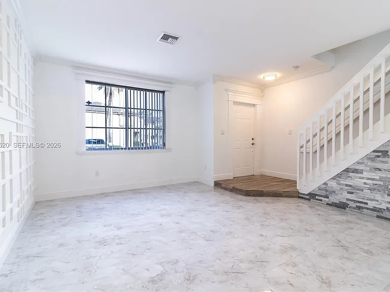 8360 NW 10th St #3C — Photo 3