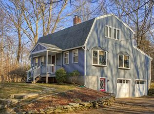 61 Griggs Rd, Sutton, MA 01590