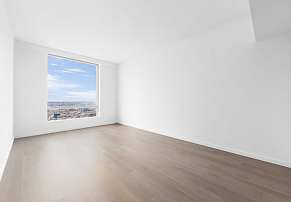 2nd image of 1 City Poin APT 46F