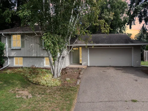 17910 28th Ave N, Plymouth, MN 55447