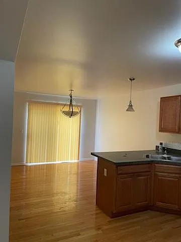 Kitchen / Dining Area