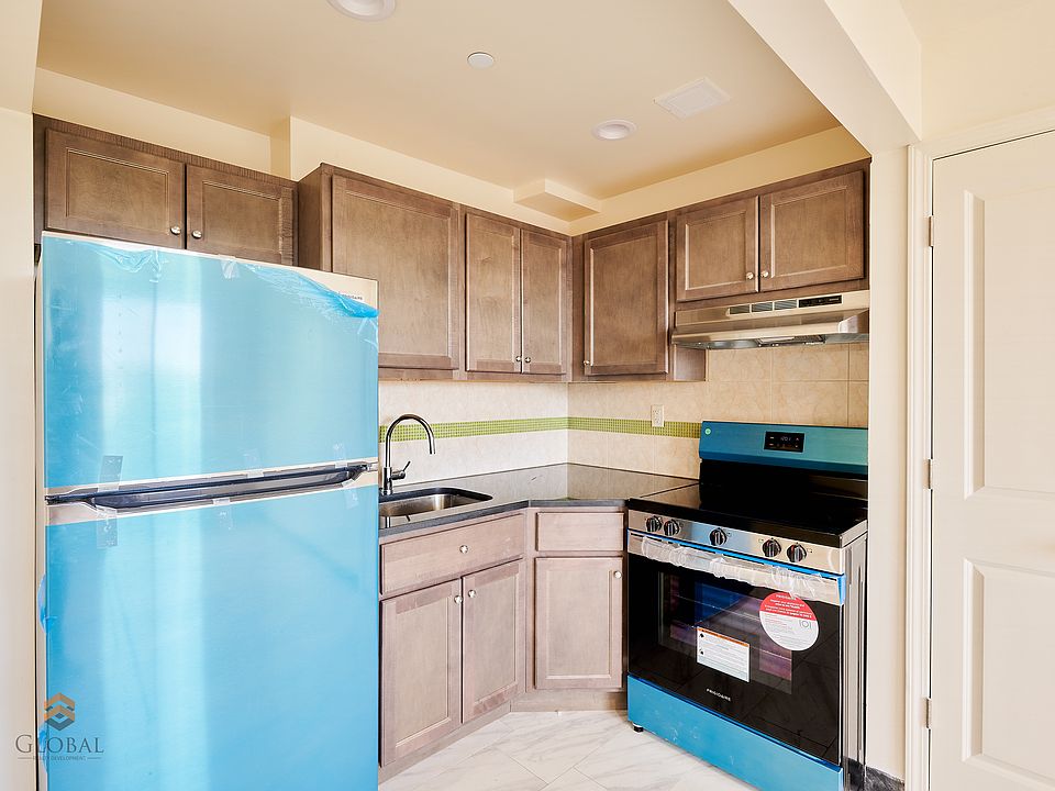 1st image of 3055 Sedgwick Ave #A
