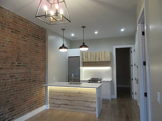 Rented by Lucky Apt Inc | media 11