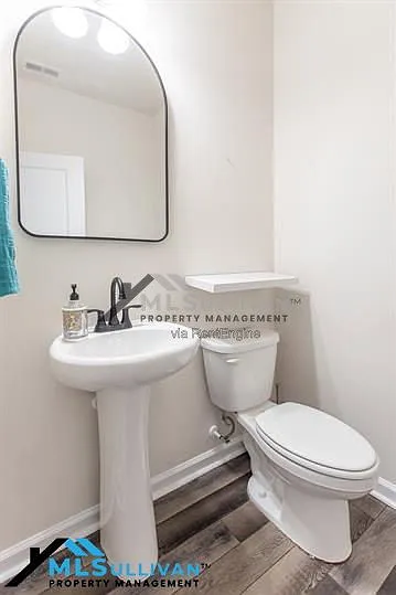 8400 Jordan Meadow Dr — Photo 15