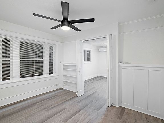 3rd image of 4554-58 North Ave #1