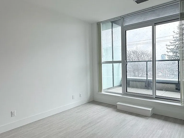 6 Greenbriar Rd #222 — Photo 13