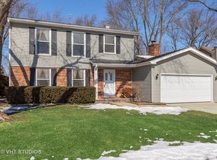1080 Butler Dr, Crystal Lake, IL 60014