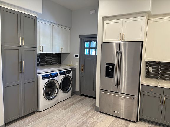 4th image of 808 Cove Dr