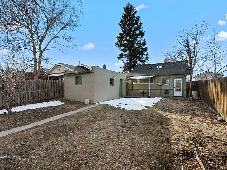 2058 S Corona St — Photo 36