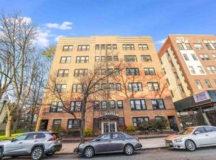 7427 Boulevard E, North Bergen, NJ 07047