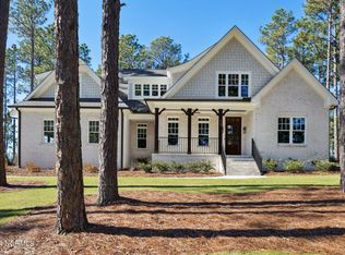110 Kings Ridge Ct, Southern Pines, NC 28387
