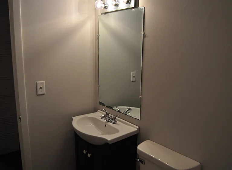 1703 Deerwood Dr — Photo 3
