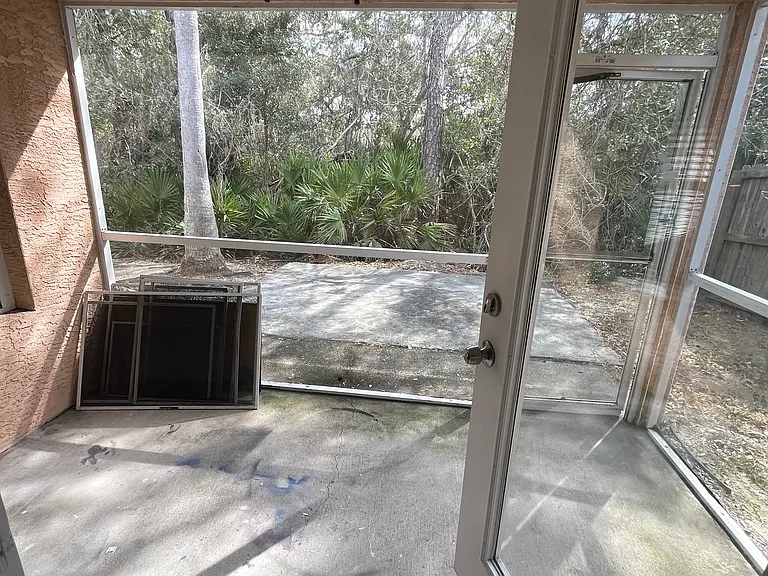 741 Palm Hammock Cir — Photo 10