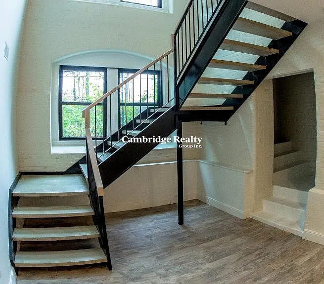 11 Newcomb St #4T — Photo 6