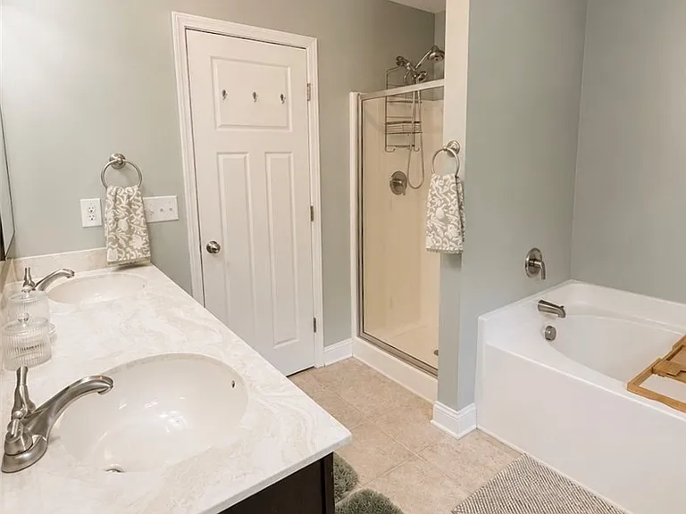 218 Himalayan Rd — Photo 26