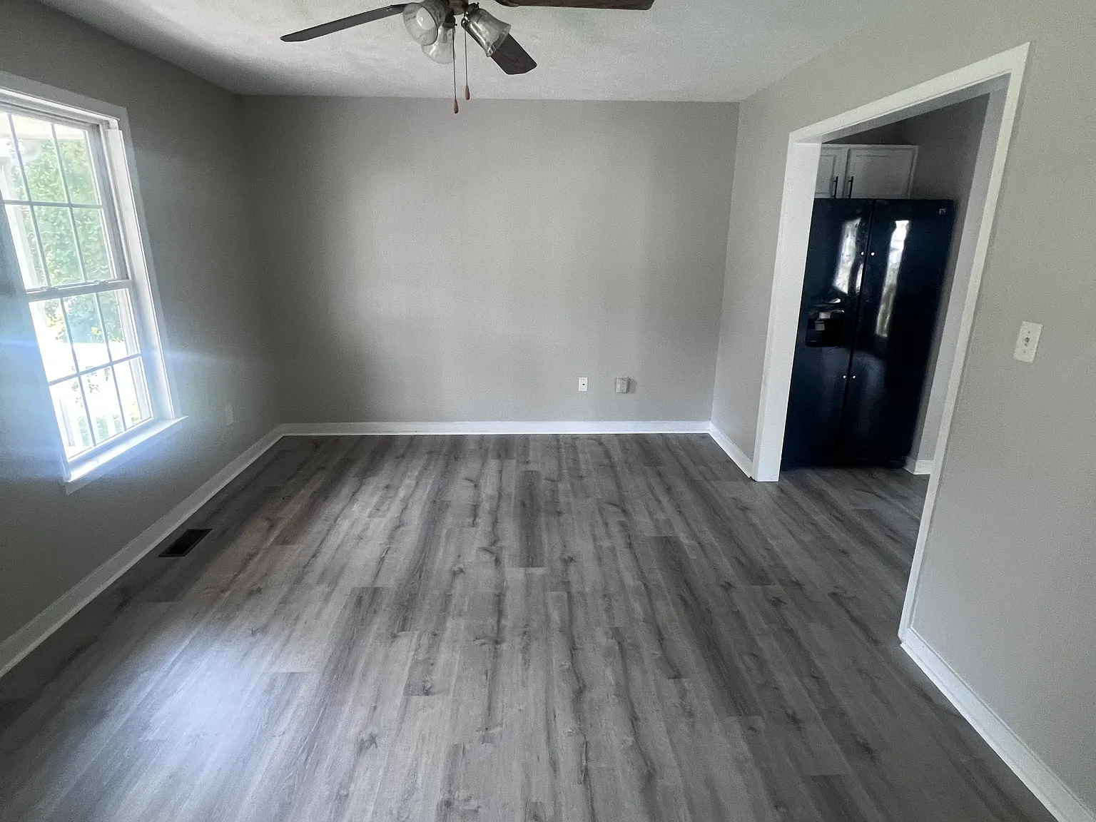 3 bed, 1424 sqft, $2,200 — Photo 4