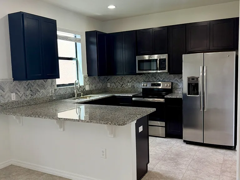 2259 Seven Oaks Dr — Photo 6