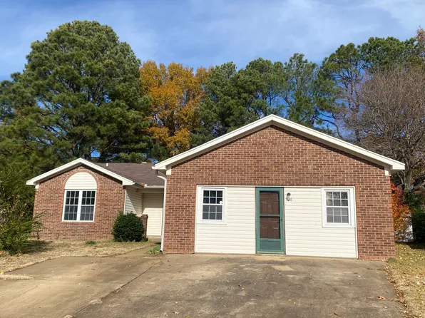 926 Oaklawn Pl, Southaven, MS 38671