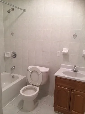 Rented by Blue Egg Realty Corp | media 26