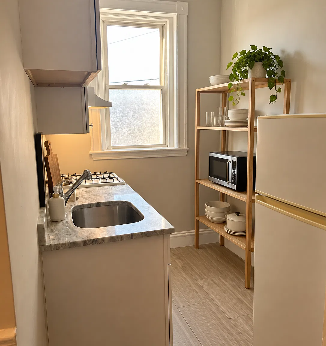 Studio, 400 sqft, $2,220 — Photo 4