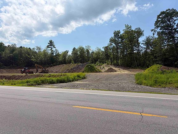 5th image of 364 Calef Highway #016-038-004