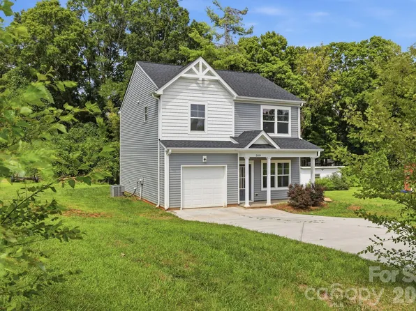 2604 Greencrest Ln, Statesville, NC 28677