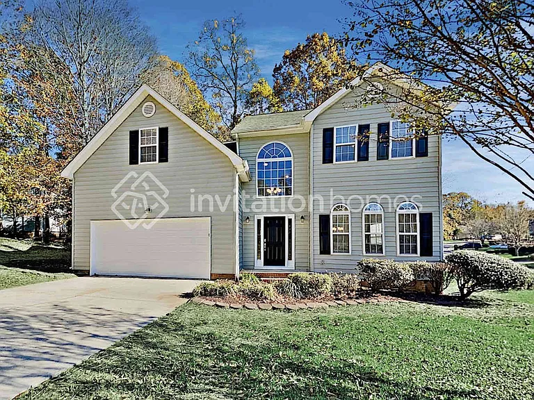 1600 Stoney Creek Ln — Photo 1